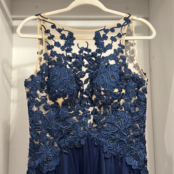 Camille beautiful royal blue dress - Picture 3 of 4